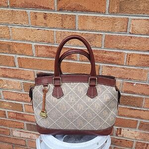 Dooney & Bourke MADE IN ITALY